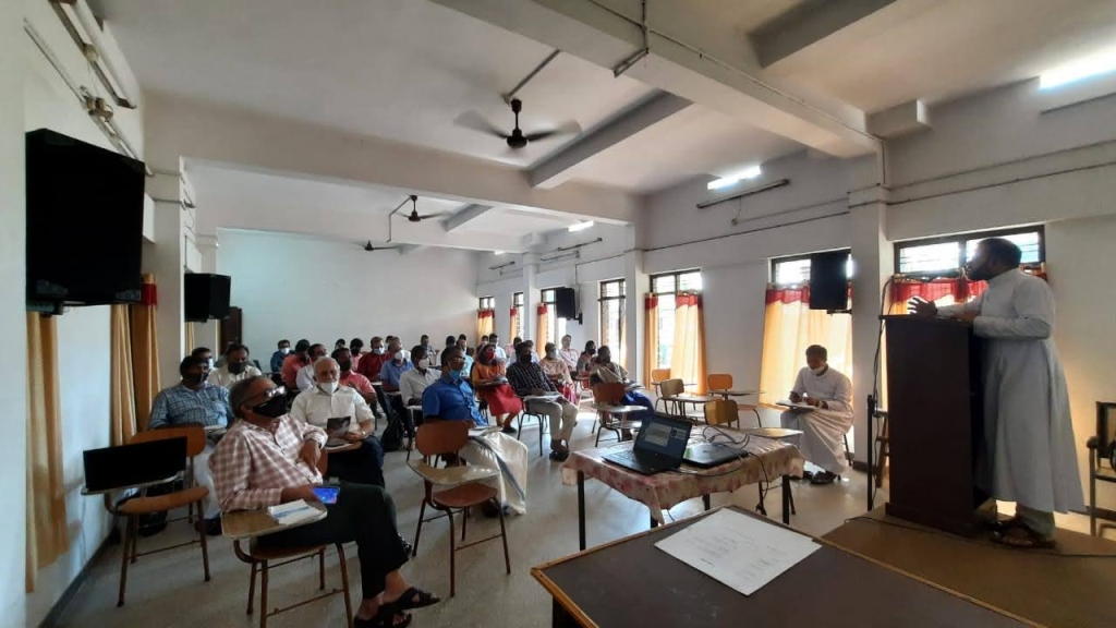 Training Program in Chanagaserry for Study on Social Economic Backwardness (7th Dec 2020)